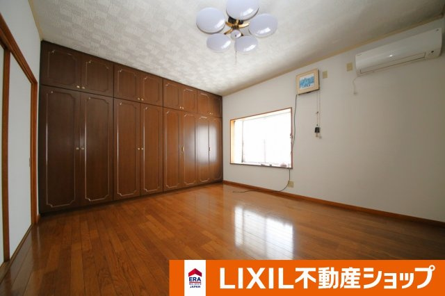 久喜南３丁目中古住宅の洋室|２階洋室9.0帖