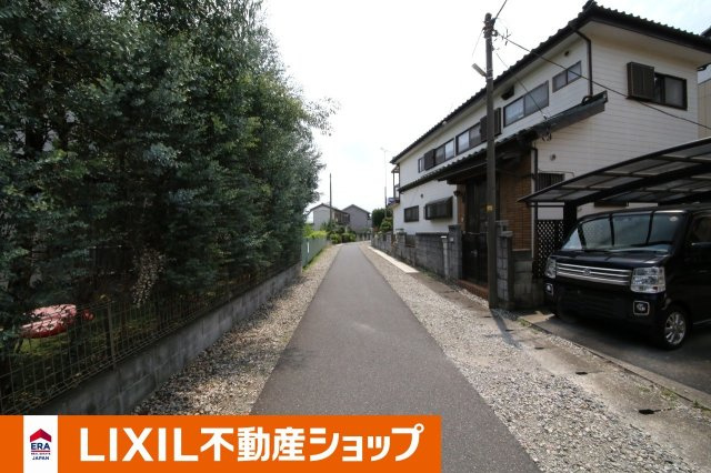 久喜南３丁目中古住宅のその他|東側歩道