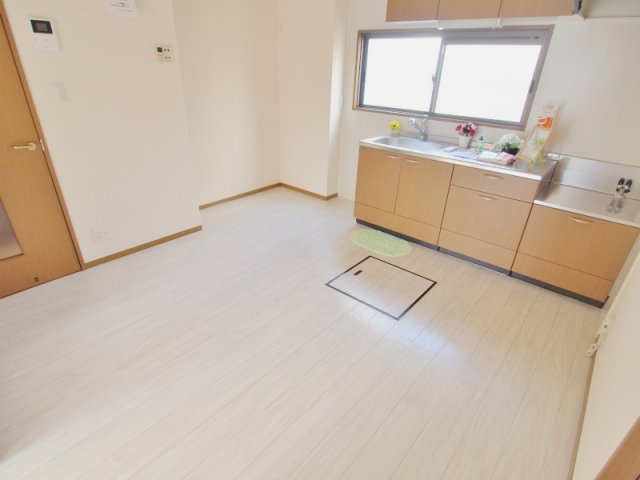 セジュールカメリア A棟の居間・リビング