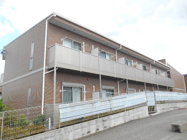 アンプルールクラージュコリーヌシャンⅡの外観