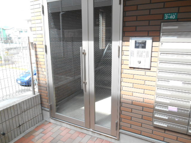 アンプルールクラージュコリーヌシャンⅡのエントランス