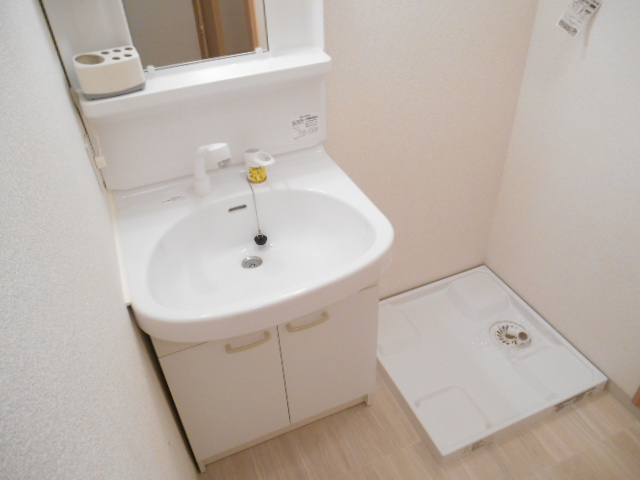 アンプルールクラージュコリーヌシャンⅡの洗面所