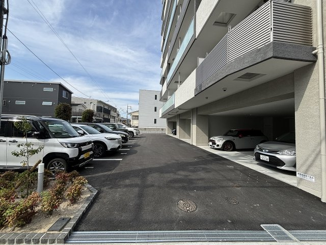 プロスパー豊中南の駐車場