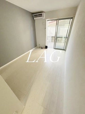 【居間・リビング】 | グランツ羽衣町 | 洋室のお部屋です。