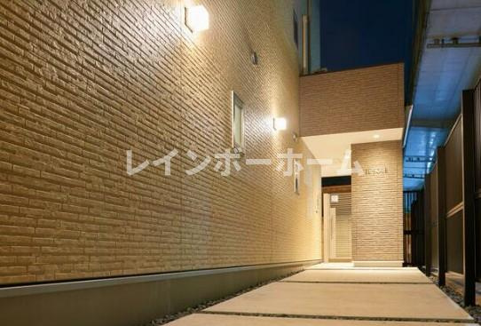 【仲介手数料：50％OFF】対象物件！のエントランス