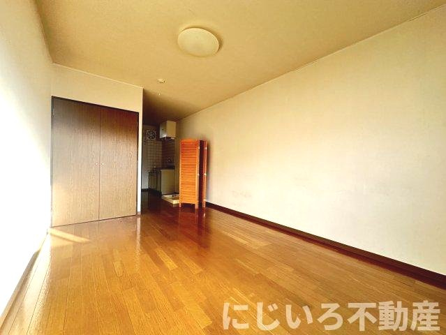 ハイツ清水の居間・リビング