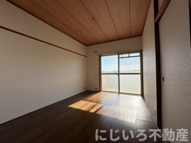 スカイビュー日開野の居間・リビング
