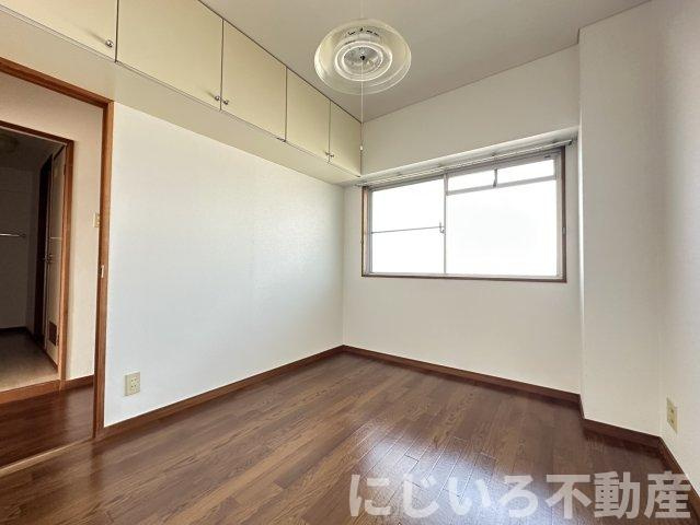 スカイビュー日開野の居間・リビング