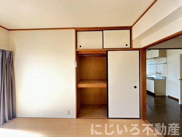 スカイビュー日開野の和室