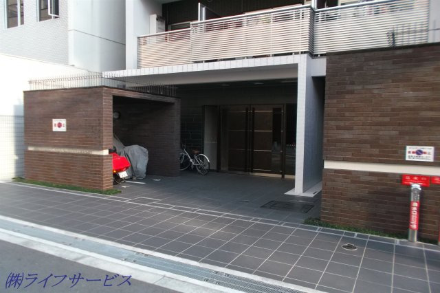 【エントランス】 | プレサンスＮＥＯ心斎橋 | エントランス