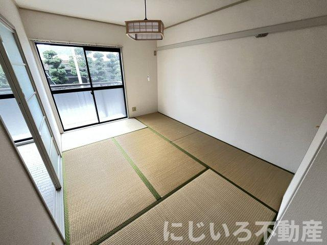 コーポひまわりの和室