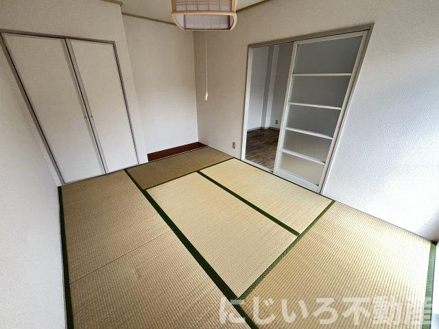 コーポひまわりの和室