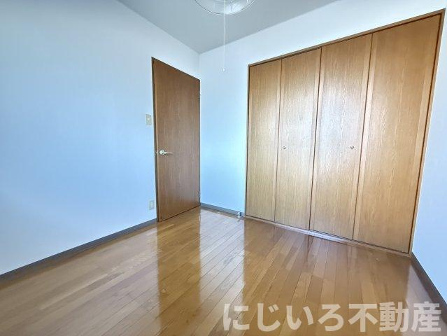 グリーンピア津乃峰の洋室