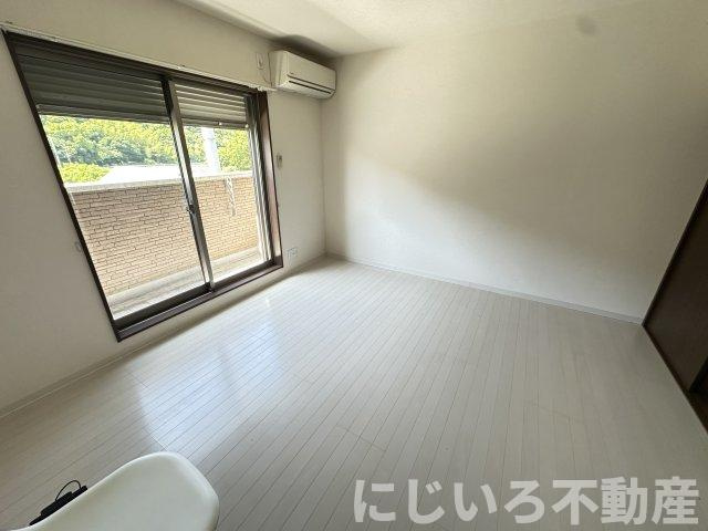 アナナメゾンⅢの居間・リビング