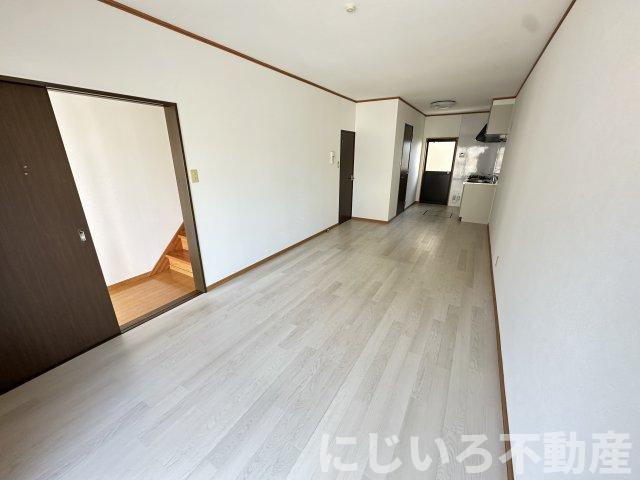 アナナメゾンの居間・リビング