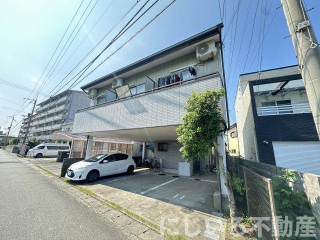 アサヒハイツの駐車場