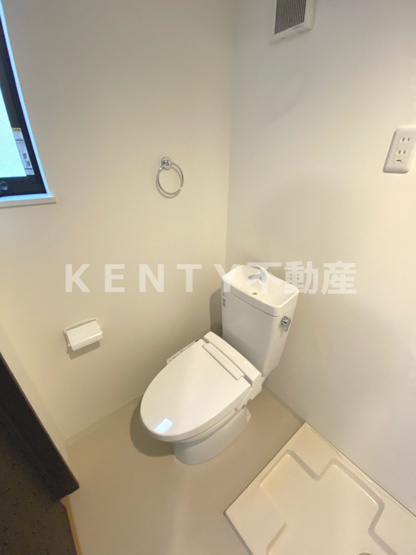 【トイレ】 | ＹＡＧＵＣＨＩ　ＲＥＳＩＤＥＮＣＥ　C棟 | ゆったりとした空間のトイレです