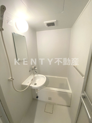 【浴室】 | ＹＡＧＵＣＨＩ　ＲＥＳＩＤＥＮＣＥ　C棟 | お風呂です
