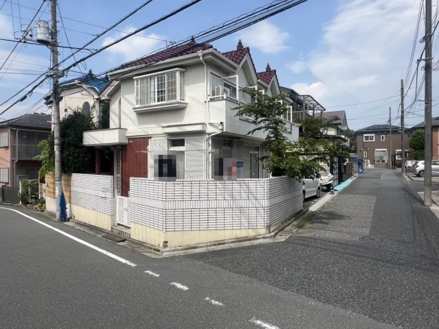 【外観】 | 練馬区大泉町１丁目　中古戸建て | シンプルで飽きのこない、美しい外観デザインを採用しています