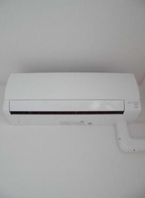 【設備】 | ＳＰＲＩＮＧ　ＣＲＥＥＫ | エアコン設置済み。