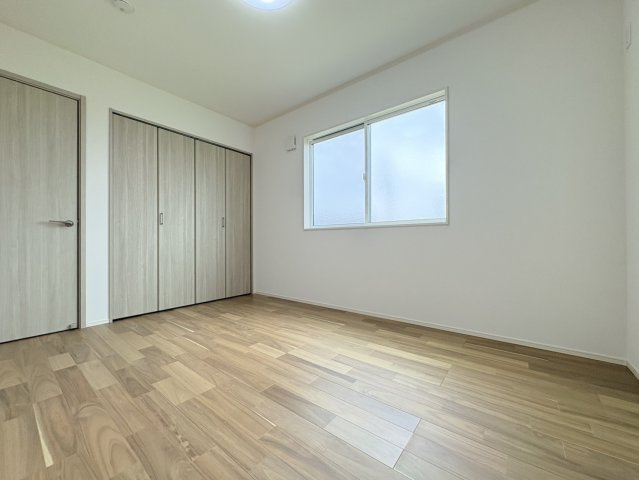 瑞穂市 穂積（穂積駅） 2階建 ５ＬＤＫの洋室|２階洋室