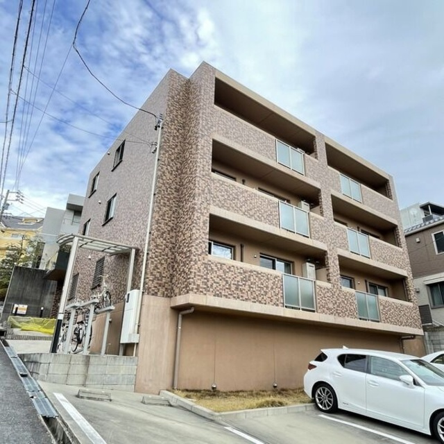 プレシャス星が丘山手の外観