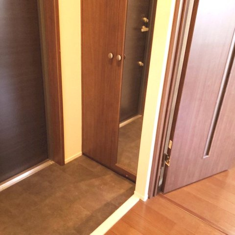 CASA FLORESTA  の玄関