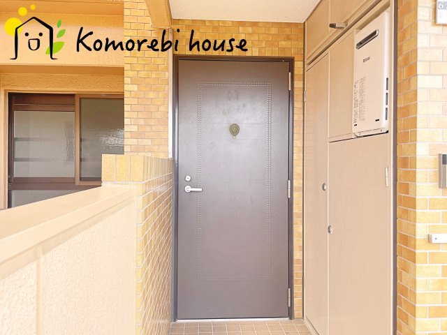 ライオンズガーデン東大宮弐番館の玄関|ゆったりとした玄関です