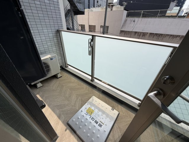 ルネフラッツ今池駅前Southのバルコニー