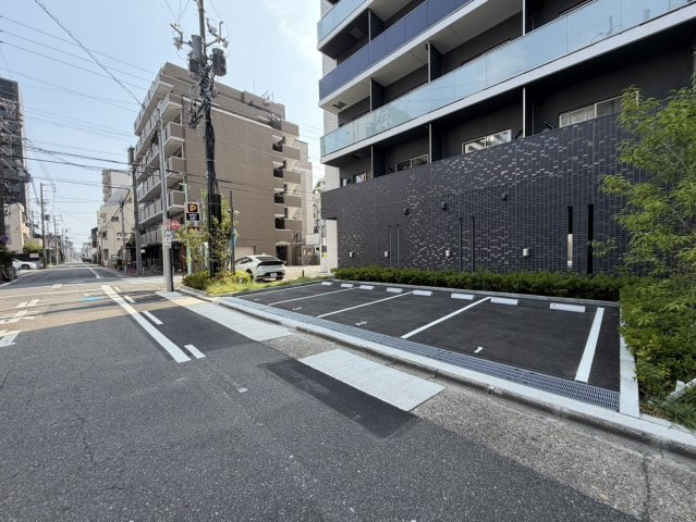 ルネフラッツ今池駅前Southの駐車場