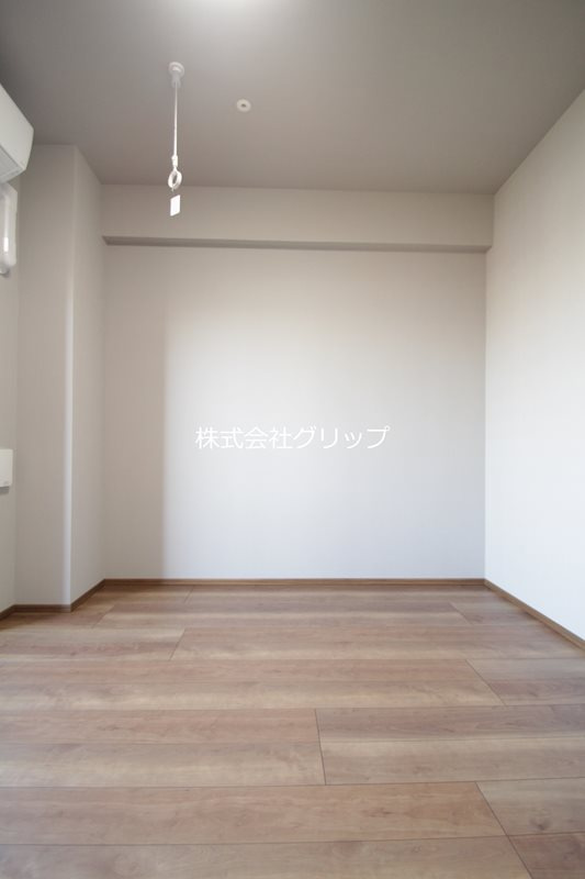 Le'a横濱大通り公園弐番館の洋室