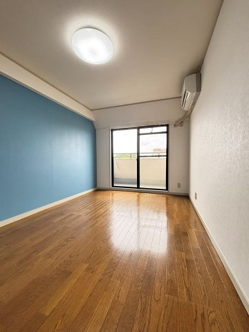 エミネンス北町の洋室
