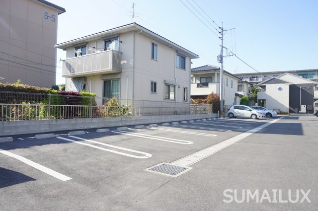 熊本市西区田崎３丁目のアパートの駐車場