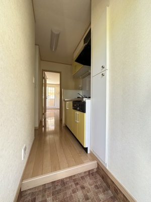 【玄関】 | アンジェリーク | ※同物件、同タイプのお部屋です