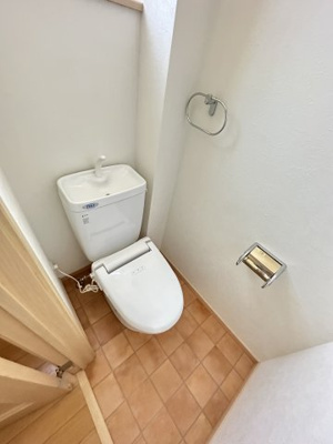 【トイレ】 | アンジェリーク | ※同物件・同タイプの写真です