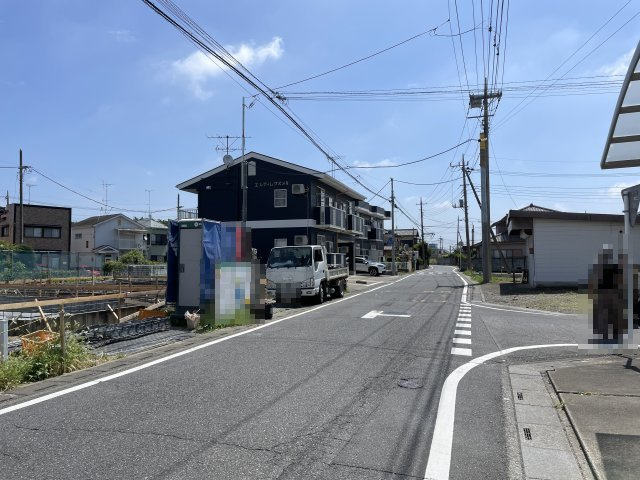 【前面道路含む現地写真】 | 久喜市葛梅【2区画】　新築戸建　全2棟　1号棟 | 7/25撮影