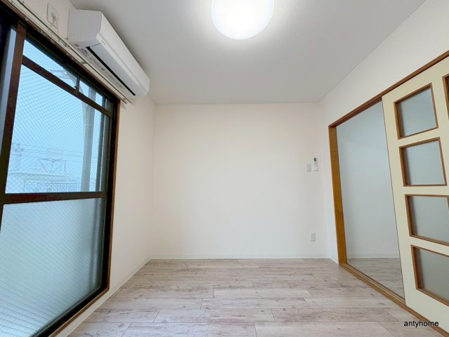 時山クリーンハイツ淡路　仲介手数料無料の寝室