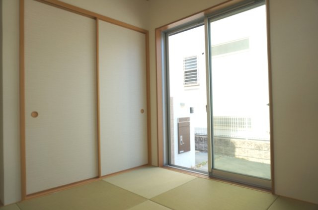 竜が台5丁目戸建の和室|和室５帖
