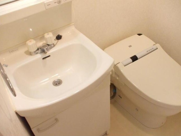 アコード東高円寺の独立洗面台