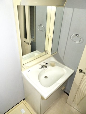 【洗面所】 | ＪＵＮハイツ志木 | 他のお部屋の写真です