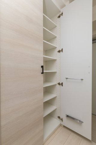 SYFORME UENO Asyl Courtの収納|※同タイプ参考写真です（カラータイプが異なる場合がございます）