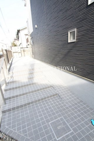 クレイノＭＵＳＡＳＨＩ壱号館のエントランス