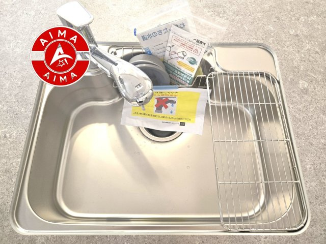 太宰府市青山2丁目第1-1棟（1号棟）の内観：施工例|ダイニングテーブルへの配膳がラクラク、お料理はかどるカウンター付きシステムキッチン！
