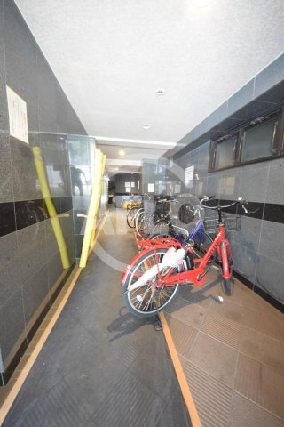 ディナスティ松屋町|ディナスティ松屋町　自転車置場