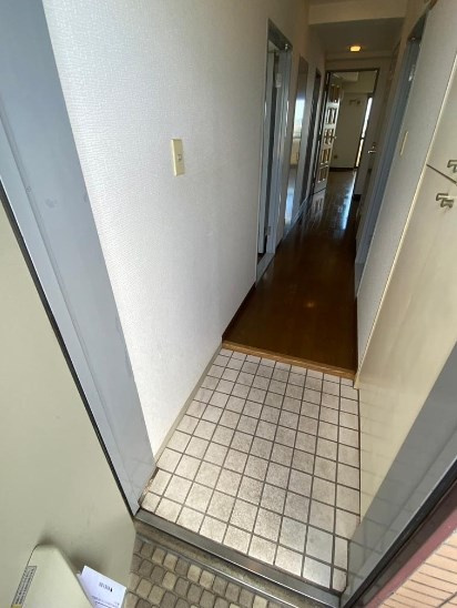 エスポワール善福寺の玄関|※別部屋の内装写真となります。