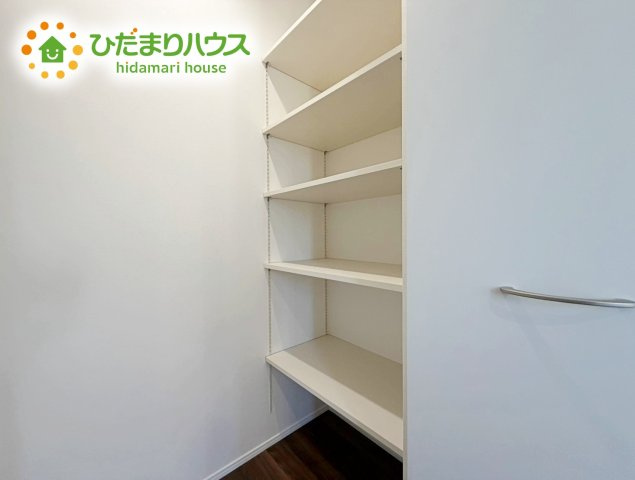 いわき市平下神谷Ⅱ期　新築戸建　1号棟のその他|光の影響を受けにくいので、物の保存に最適♪