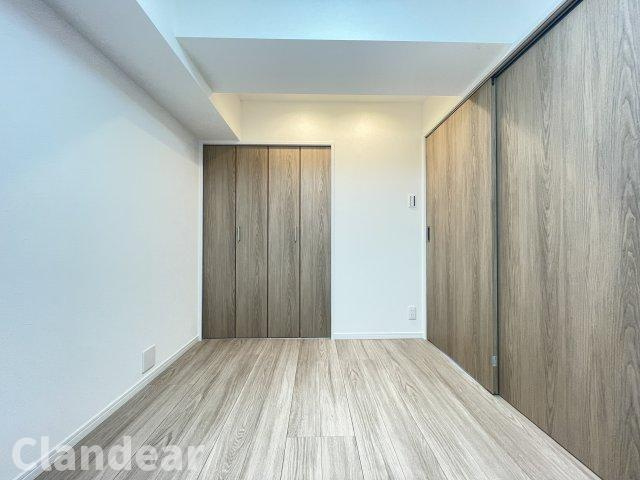 五反野ダイヤモンドマンションの洋室|ドキドキの新生活も、安心してスタート。ぴったりの住まいを見つけませんか？クランディアが一緒に住まい選びをサポートします‼　まずは、お気軽にお問合せください　＃クランディア