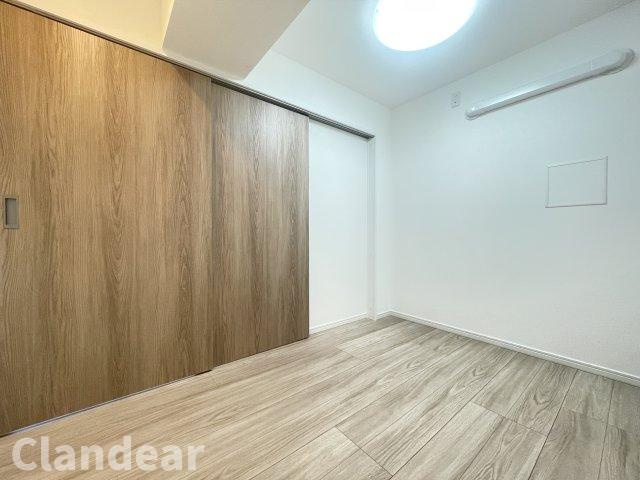五反野ダイヤモンドマンションの洋室|ドキドキの新生活も、安心してスタート。ぴったりの住まいを見つけませんか？クランディアが一緒に住まい選びをサポートします‼　まずは、お気軽にお問合せください　＃クランディア