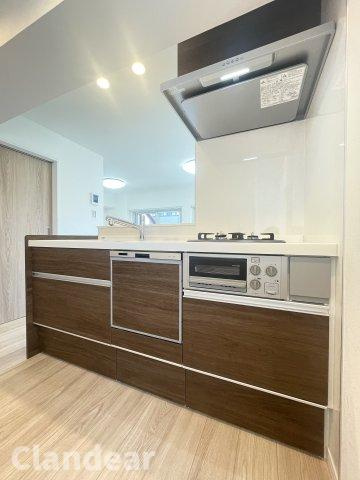 五反野ダイヤモンドマンションのキッチン|ドキドキの新生活も、安心してスタート。ぴったりの住まいを見つけませんか？クランディアが一緒に住まい選びをサポートします‼　まずは、お気軽にお問合せください　＃クランディア