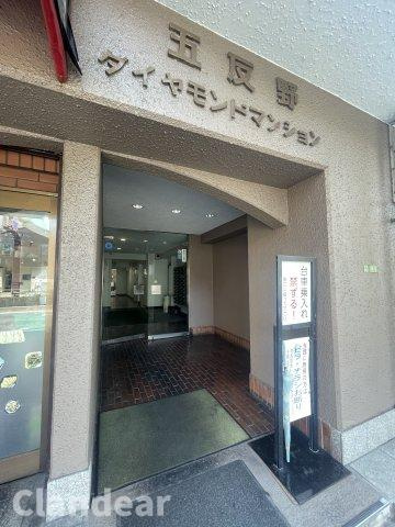 五反野ダイヤモンドマンションのエントランス|ドキドキの新生活も、安心してスタート。ぴったりの住まいを見つけませんか？クランディアが一緒に住まい選びをサポートします‼　まずは、お気軽にお問合せください　＃クランディア